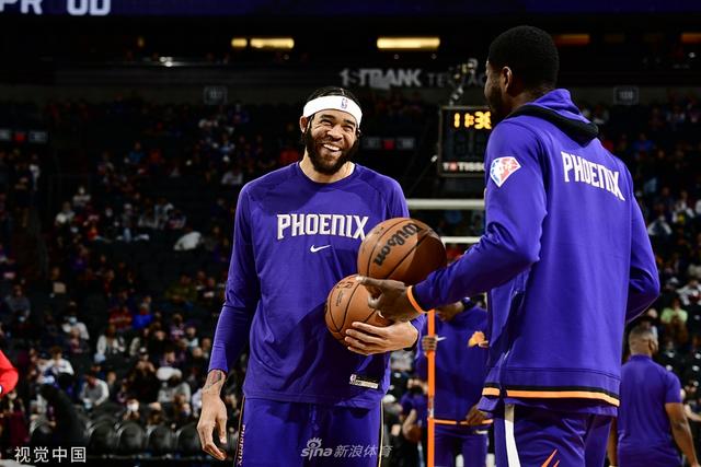 停赛或警告 停赛或警告