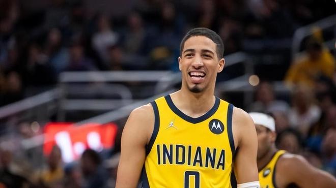 年轻并不是 年轻并不是